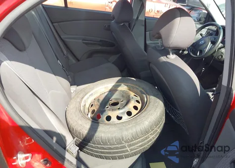 2011 Kia Rio Lx z USA, uszkodzony, nr VIN KNADH4A37B6951982